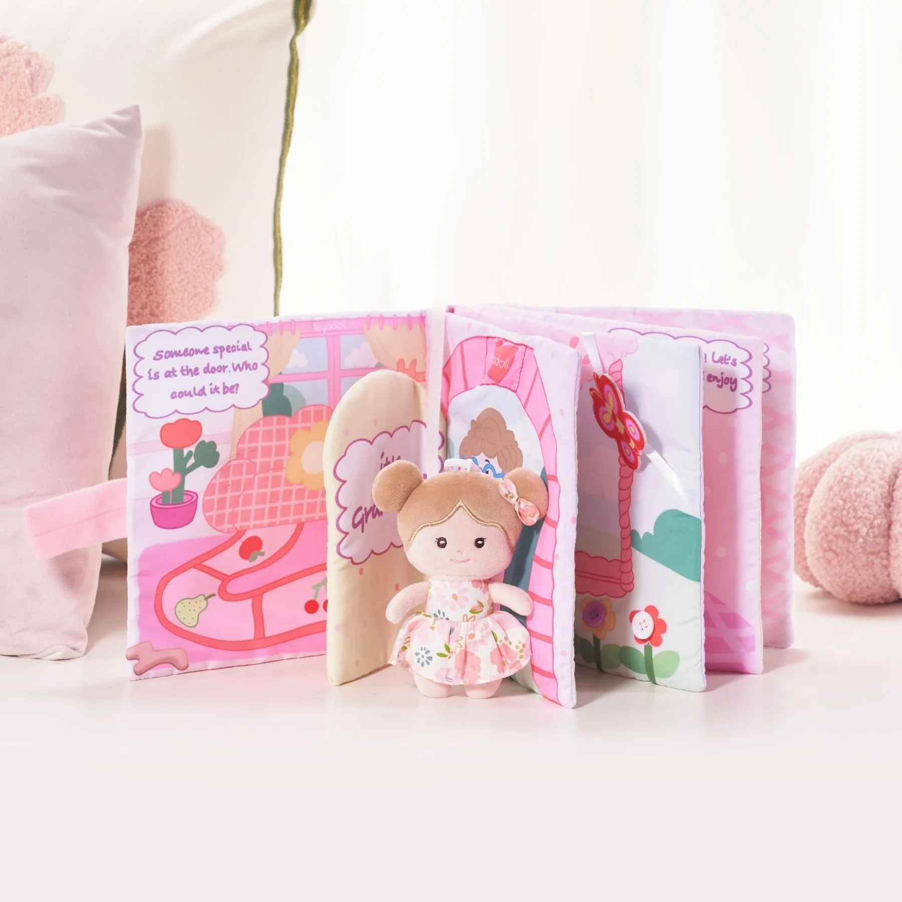 Look! It's Grandma - Personalized Montessori Soft Book - Image 6